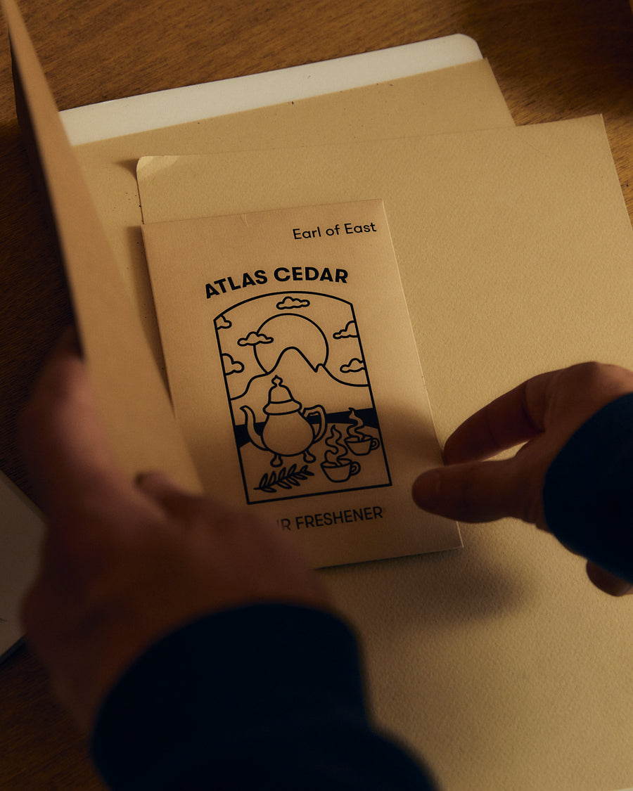 Atlas Cedar Starter Scent Set by Earl of East, being unboxed